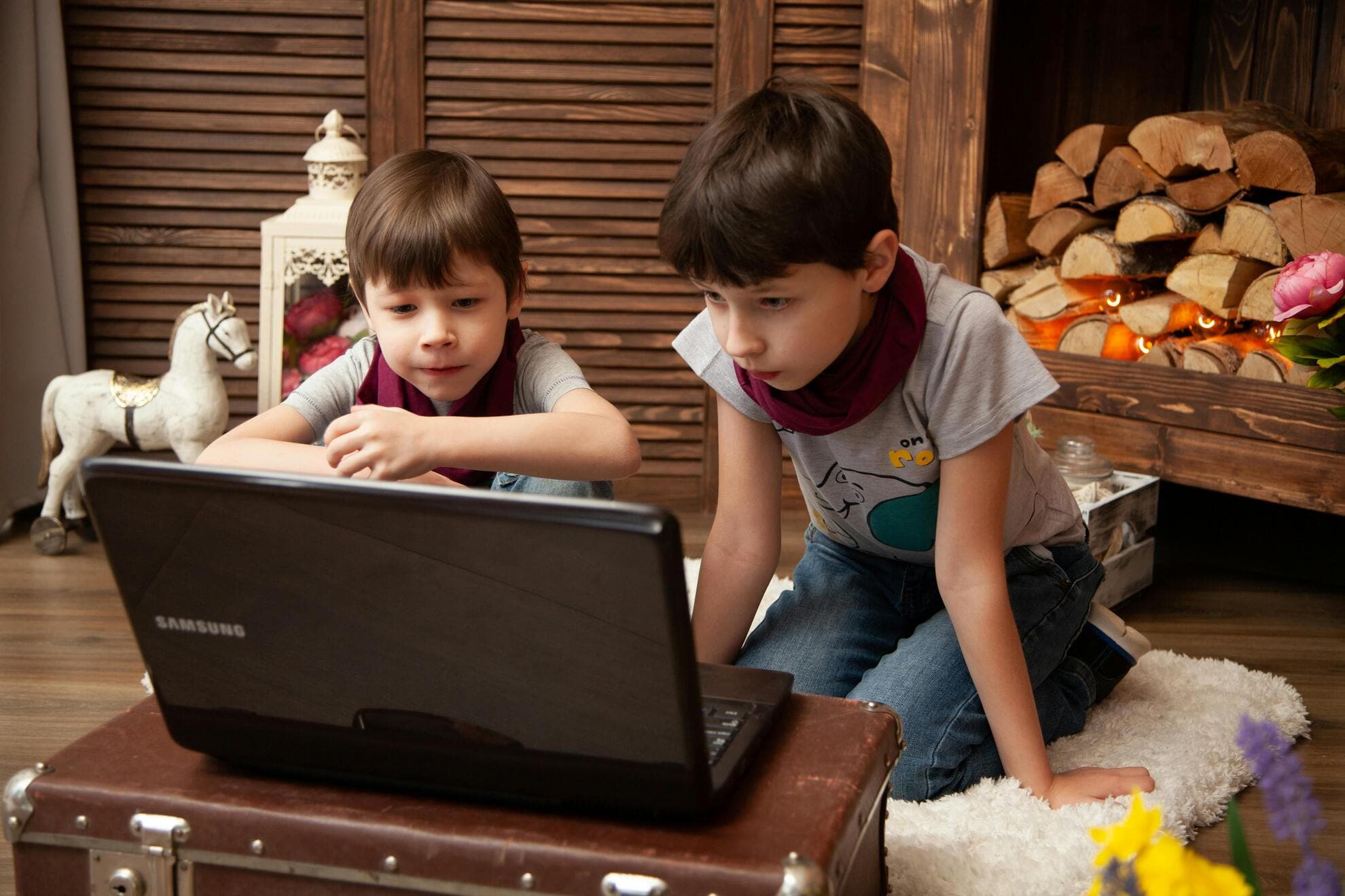 ¿Cómo aprenden los niños inteligencia artificial en los cursos de programación?